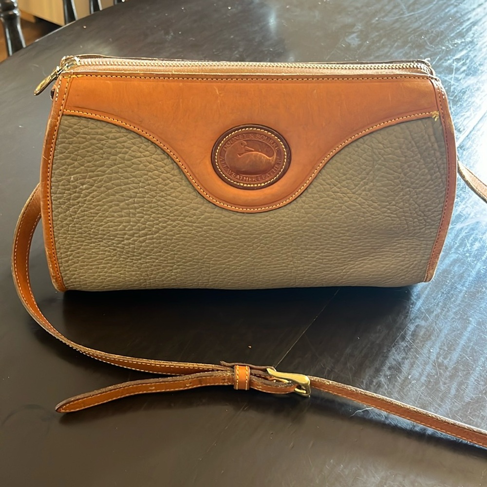 Vintage Pebbled Leather Dooney & Bourke Crossbody